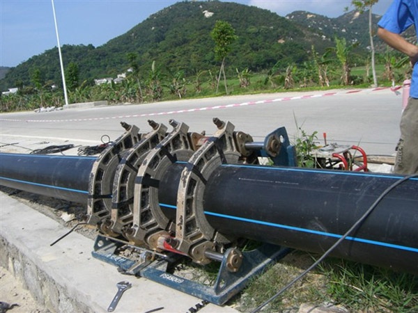 陽(yáng)江核電站供水管網(wǎng)安裝現(xiàn)場(chǎng).jpg